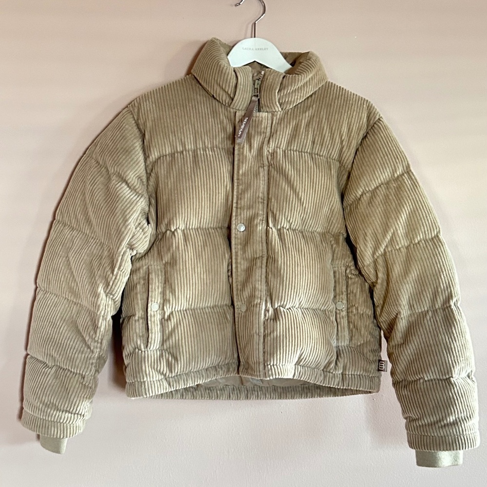 Aritzia Corduroy Super Puff – Tan / Light Tan – Size M (Rare)